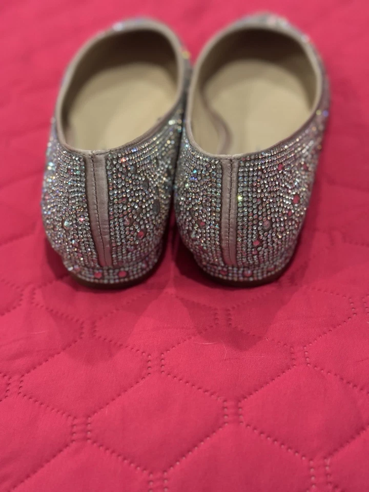 Betsy Johnson Jude Estilo Estrás Punta Plana Iridiscencente Talla 8.5M Foto 2 de 4