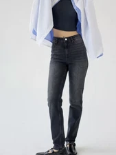 Urban Outfitters BDG High Waisted Skinny Jeans Women’s Size 25 Black Wash $79