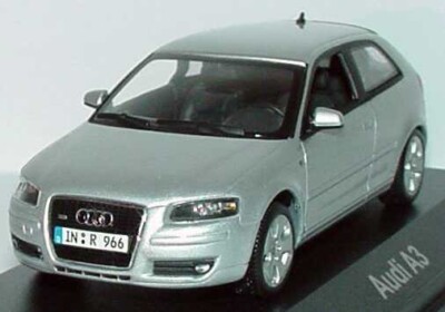 RARE AUDI A3 8P V6 3.2 QUATTRO DSG LIGHT SILVER 1:43 MINICHAMPS