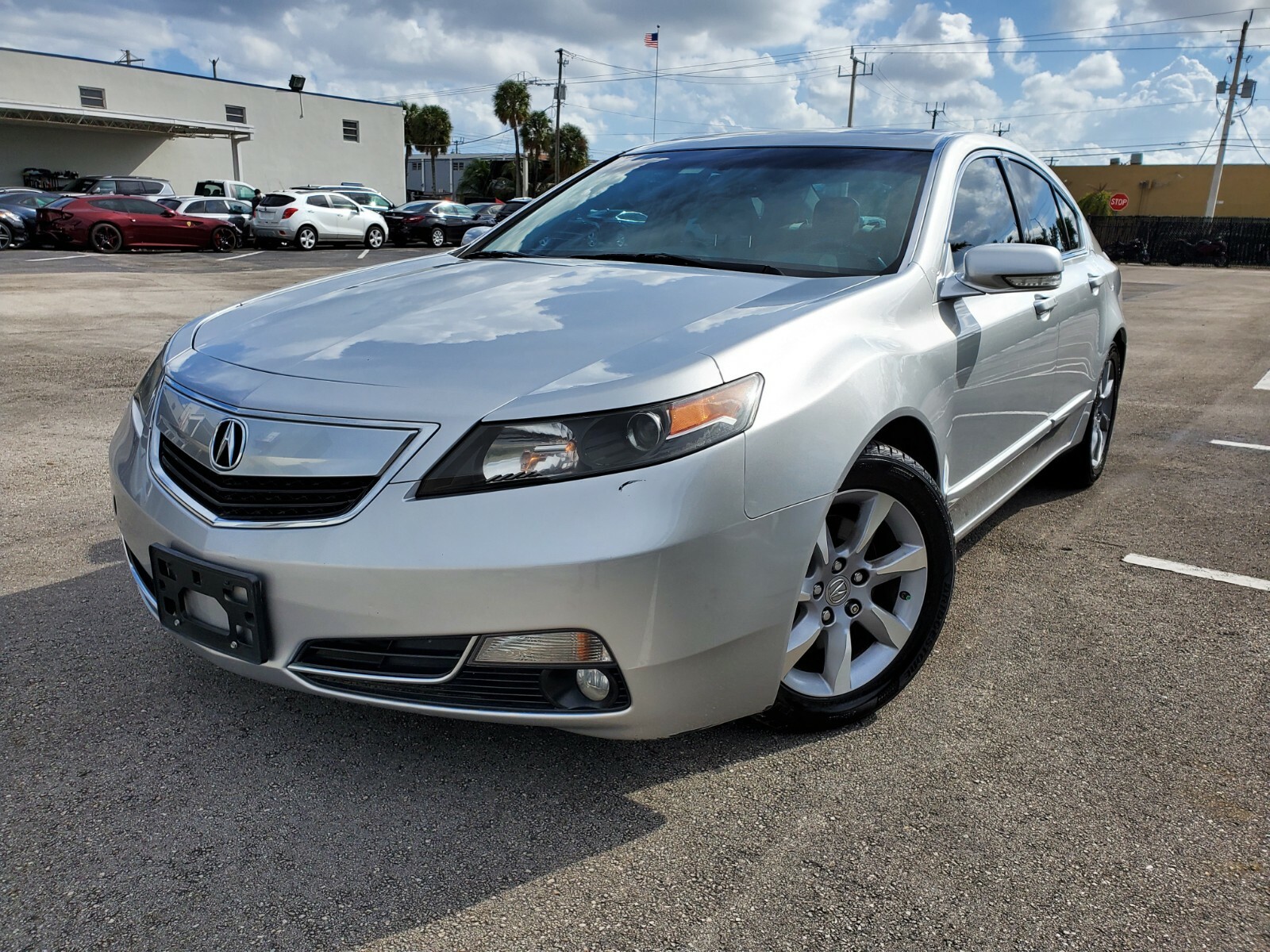 2012 Acura TL TECH PACKAGE 2012 ACURA TL TECH PACKAGE FULLY LOADED TOP OF THE LINE 59K MILES BEST OFFER