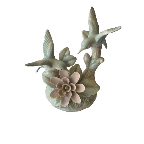 Vintage Royal Crown Hummingbird Figurine With Flower