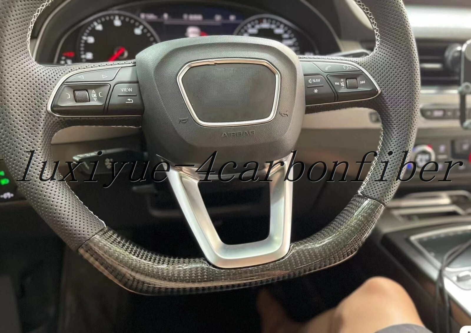 New Carbon fiber Steering wheel for Audi Q3 Q5 Q7 Q8 RSQ3 RSQ8 SQ5 SQ7