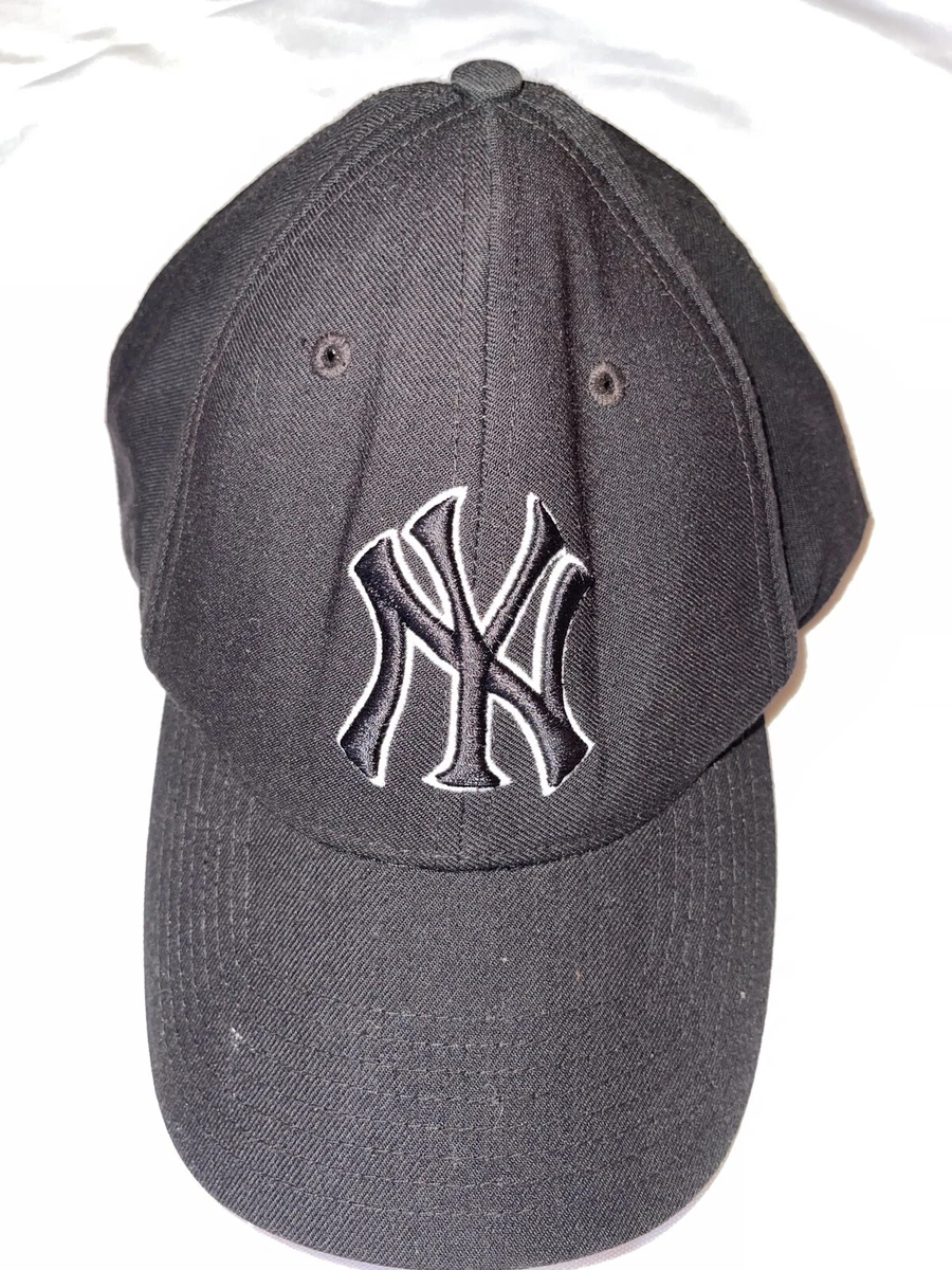 Baseball Cap Hat NY New York Yankee Black Embroidered 2-tone NY Logo -  Pre-Owned