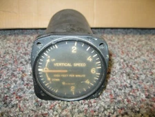 Rate of Climb Garwin 22-235-01 Beechcraft logo on face used