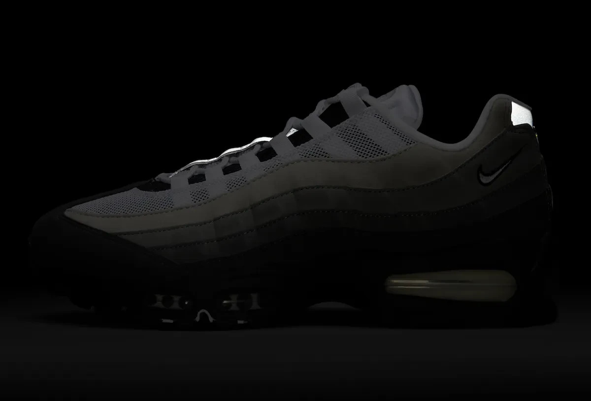 Nike Air Max 95 OG Big Bubble 'Black/Medium Ash' | Men Sizes 5