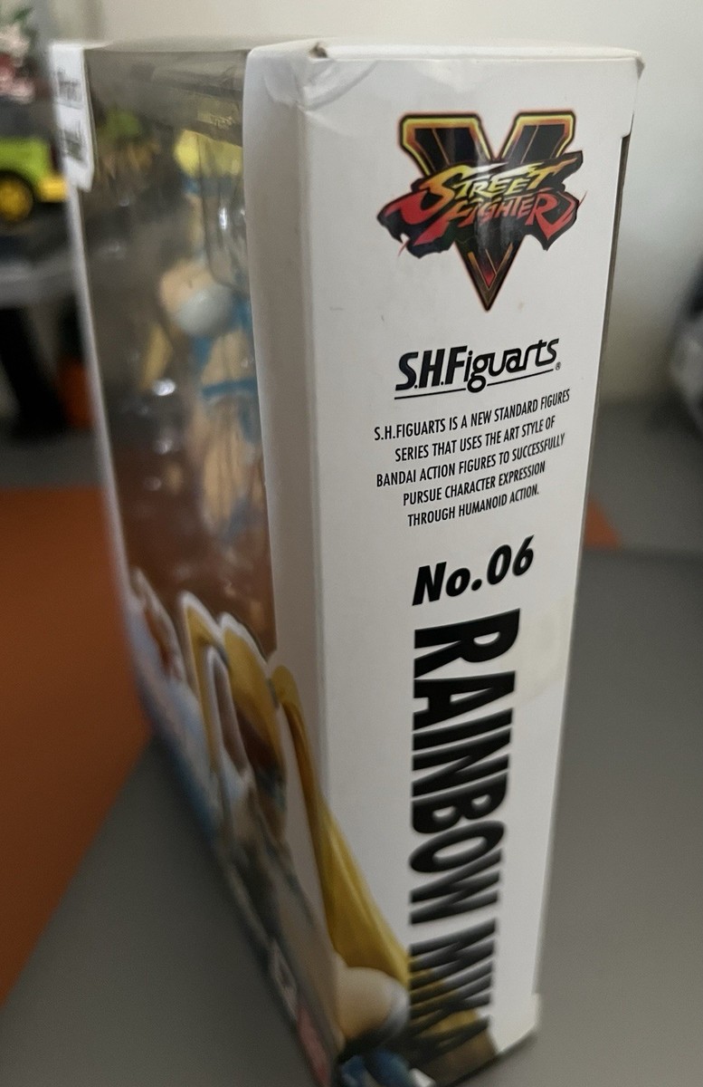 Bandai Figuarts Street Fighter II Rainbow Mika 4549660192626