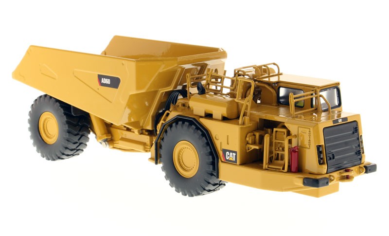 Dumper CATERPILLAR AD60 échelle 1:50 avec chauffeur et accessoires - 4