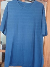 Mens TOP, Tu, Size XXXL, Pit To Pit  Approximately 29"