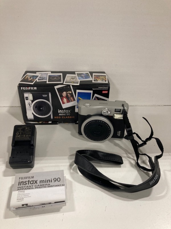 instax mini 90 neo classic