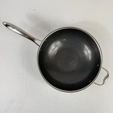 HexClad Hybrid Nonstick 12 Inch Wok, Stay-Cool Handle, Dishwasher-Friendly (18)