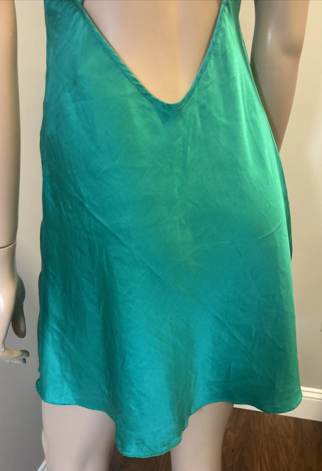 UNDERCOVER Camicia da notte Victoria's Secret 100% seta verde slip abito schiena aperta taglia M