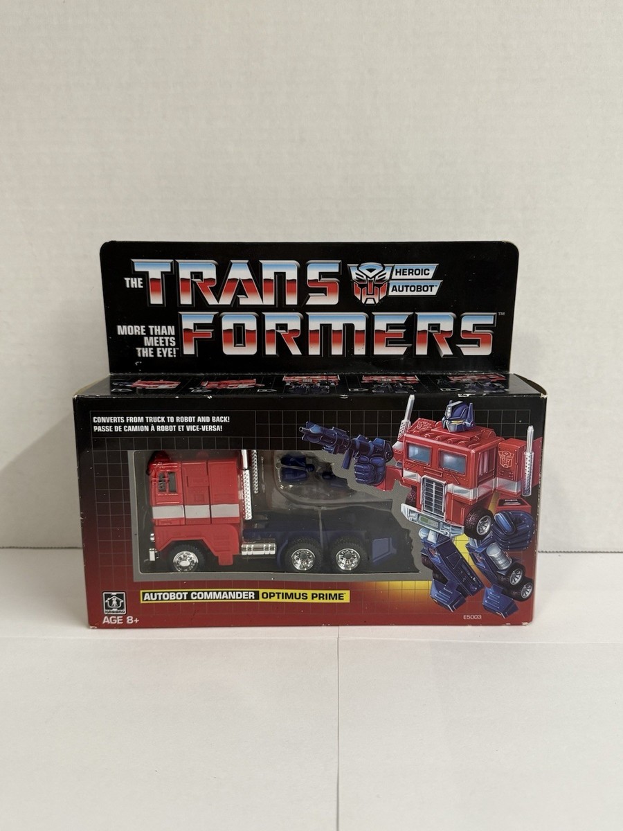 ゲームキャラクター TRANSFORMERS G1 Optimus Prime Figure Transformers G1 Optimus Prime Model Kit - Diecast, LED, Weapons