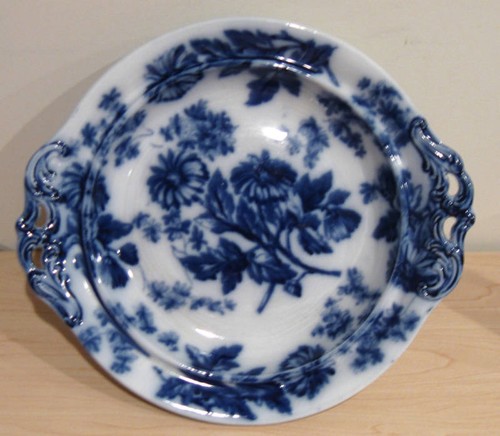Wedgwood Flow Blue Covered Serving Bowl - Picture 2 of 4