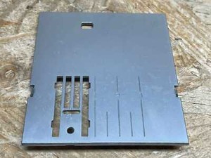 Stichplatte für Nähmaschine PFAFF 1025