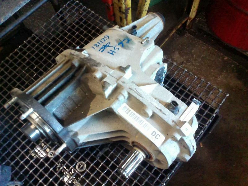 2002-2009 Chevy TrailBlazer Isuzu Ascender Transfer Case Assembly OEM - Image 4 of 4