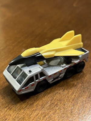 TRANSPORTER VEHICLE  (gray)  with AIRPLANE 1998 MATCHBOX