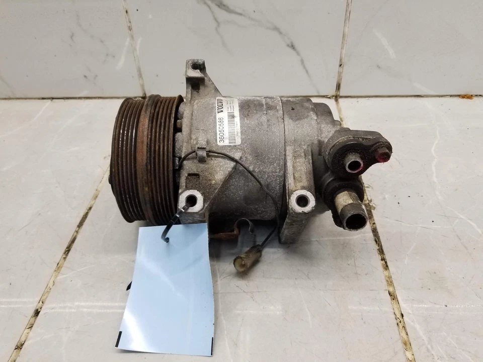 2013 沃尔沃 C70 2.5 升空调压缩机 #009509 — 第 4/4 张图片