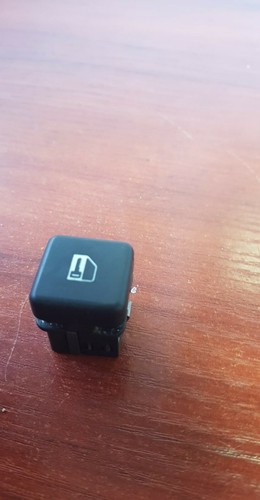 BMW ZENTRALVERRIEGELUNGSSCHALTER 8360828