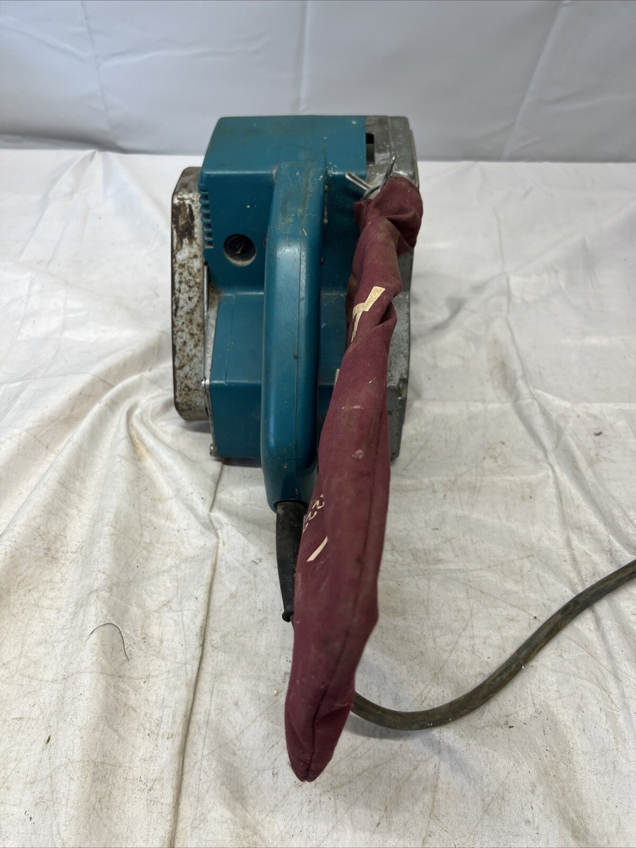 Retro Makita Wolf Type 5573 110v Belt Sander 4” (100mm) With Dust