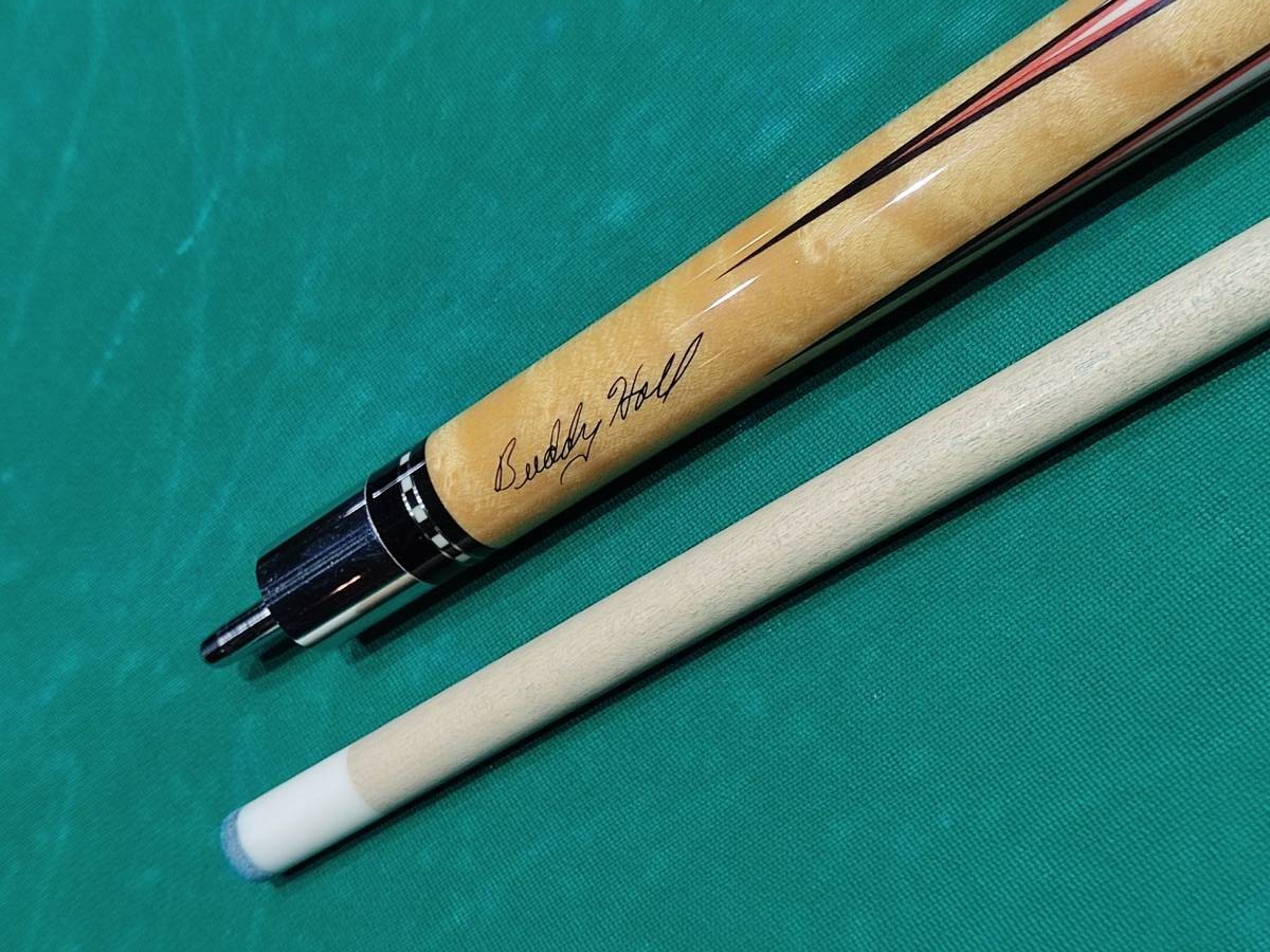 Buddy Hall 314 ビリヤードキュー　ルカシー Buddy Hall 314 ビリヤードキュー ルカシー Lucasi Buddy Hall