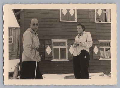 Damüls Austria 1950 - Alpengasthof Sonnenheim Skiers - Photo