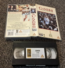 GANDHI BEN KINGSLEY RICHARD ATTENBOROUGH CANDICE BERGEN PAL VHS VIDEO