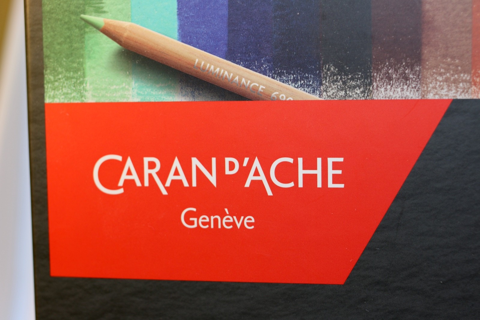 Caran D’ache Luminance 6901 20 Wax-Based Colour Pencils Set