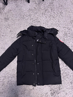 Canada Goose Cypress Herren Daunenjacke mit Kapuze Schwarz XS Polyester