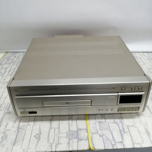 Pioneer CLD-HF9G Laserdisc CD-Player getestet wie Gummiband ersetzt.