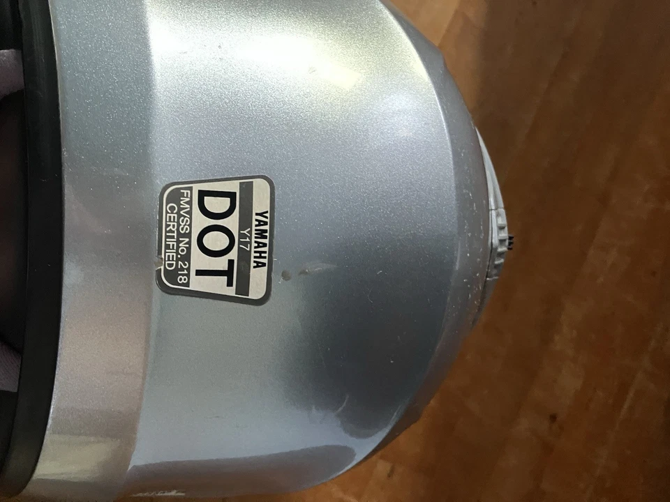 Yamaha Small Snowmobile Helmet - Image 3 of 4