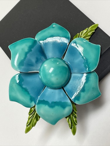 WEISS VINTAGE DESIGNER SIGNIERT BLAUE KRAWATTE GEFÄRBTE EMAILLE BLUME POWER PIN BROSCHE