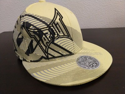 stretch fit flat bill hats