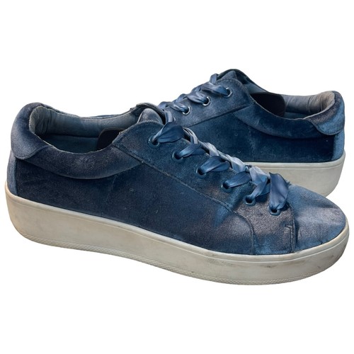 Steve Madden NWT $78 Gray Blue Ombre Crushed Velvet Jasmine  display picture 2