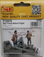 MW22 Cmk F72079 Raf Pilots Before Flight 3FIG 1/72 Figure