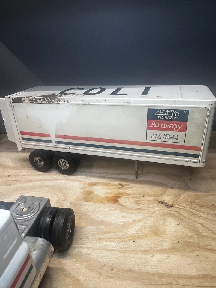 Amway Corporation Ada Michigan Pressed Steel Nylint Large 1/16th Scale Truck GMC - Image 3 of 4