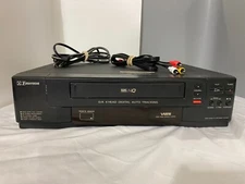 Emerson VCR Video Cassette Player/ Recorder VCR4003A - TESTED - No Remote
