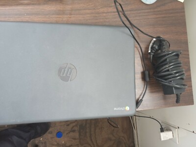 HP Chromebook x360 14''(32GB,Intel Celeron,1.1 GHz, 4GB) Laptop - White - 7PD76UA