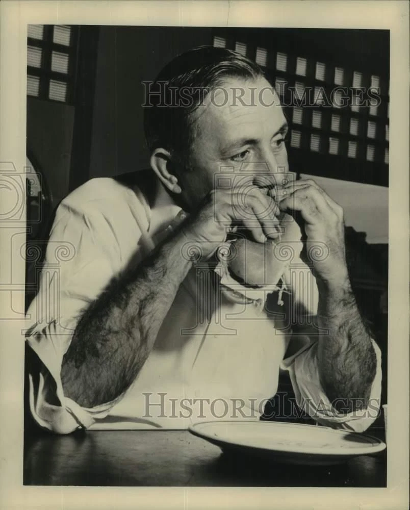 1949 Press Photo Poor Boy Sandwich Enjoyed by Hungry Eater - lrs08593