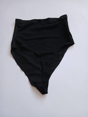 Skims Everyday Sculpt Briefs Womens M Black Seamless Stretch SH-HWT-0251 G97-47