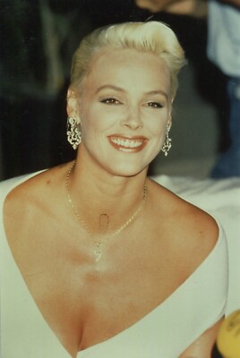 BRIGITTE NIELSEN: 1 Foto  (13x18cm) Kultstar, (RED SONJA, CITY COBRA) -b4-