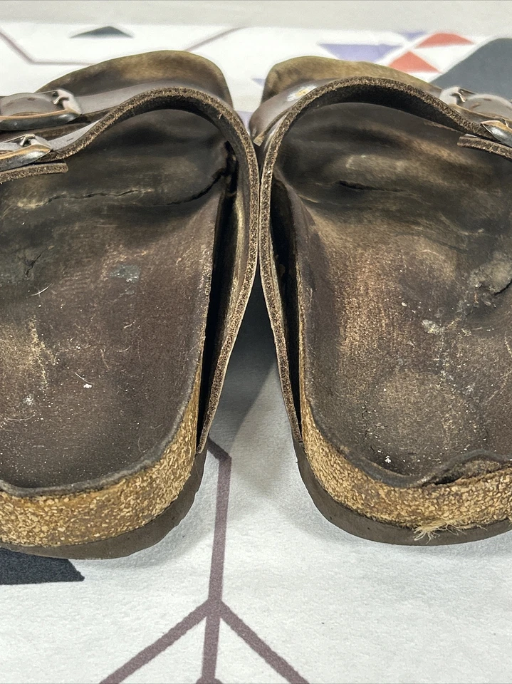 Sandalias Birkenstock para mujer pintadas con flores talla desconocida Foto 4 de 4