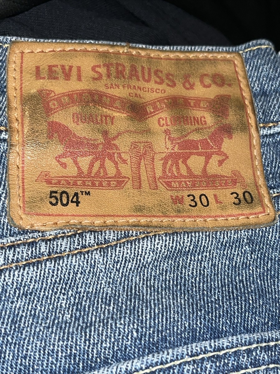 Levi's 504 Jeans Men actual size 30x 30 White Oak Cone Blue Denim