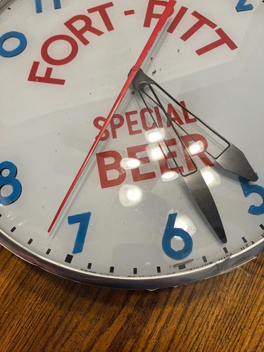 Vintage 1950s Made In USA Fort Pitt Special Beer Advertising Clock Lighted Works - Picture 7 of 19
