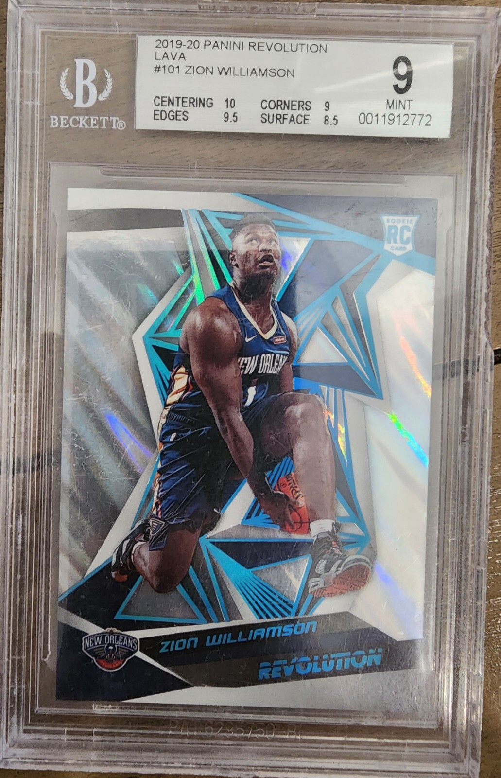 Zion Williamson 2019-20 Revolution Rookie RC #101 LAVA /10 - BGS 9