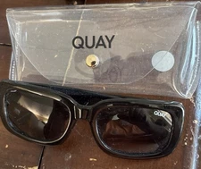 Quay Australia Yada Yada 1212 Square Black Sunglasses W/case Great Condition