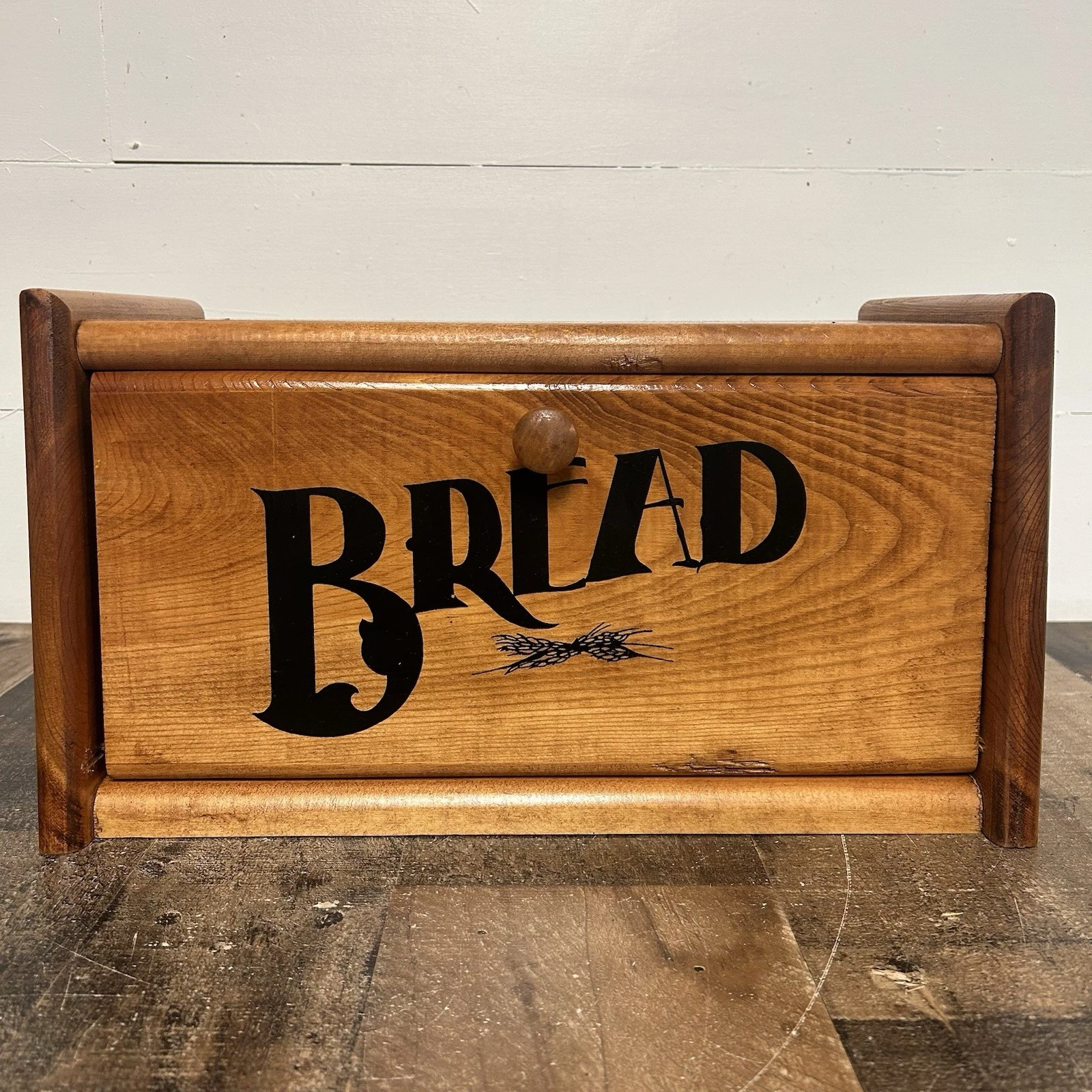 Vintage Wood Bread Box Farm House Cottagecore Grannycore Rustic Kitchen
Opens in a new window or tab