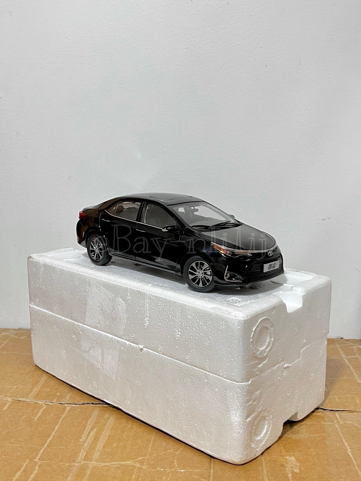 1:18 Scale 2012~2015 Toyota Corolla Levin Black Sand Mica Diecast Model Car