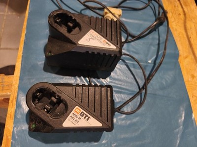 2 x BTI Profiline Akkuladegerät 7,2 bis 14 V  1,1 bzw 1,9 A z b für Akku ABSM
