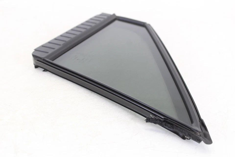 2024 SUBARU IMPREZA RS FRONT LEFT DRIVER SIDE DOOR WINDOW CORNER FIXED GLASS OEM - Image 3 of 4