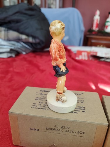 Vintage 1978 "Sidewalk Days boy and girl" Sebastian miniatures 6229 & 6230 - Picture 5 of 13